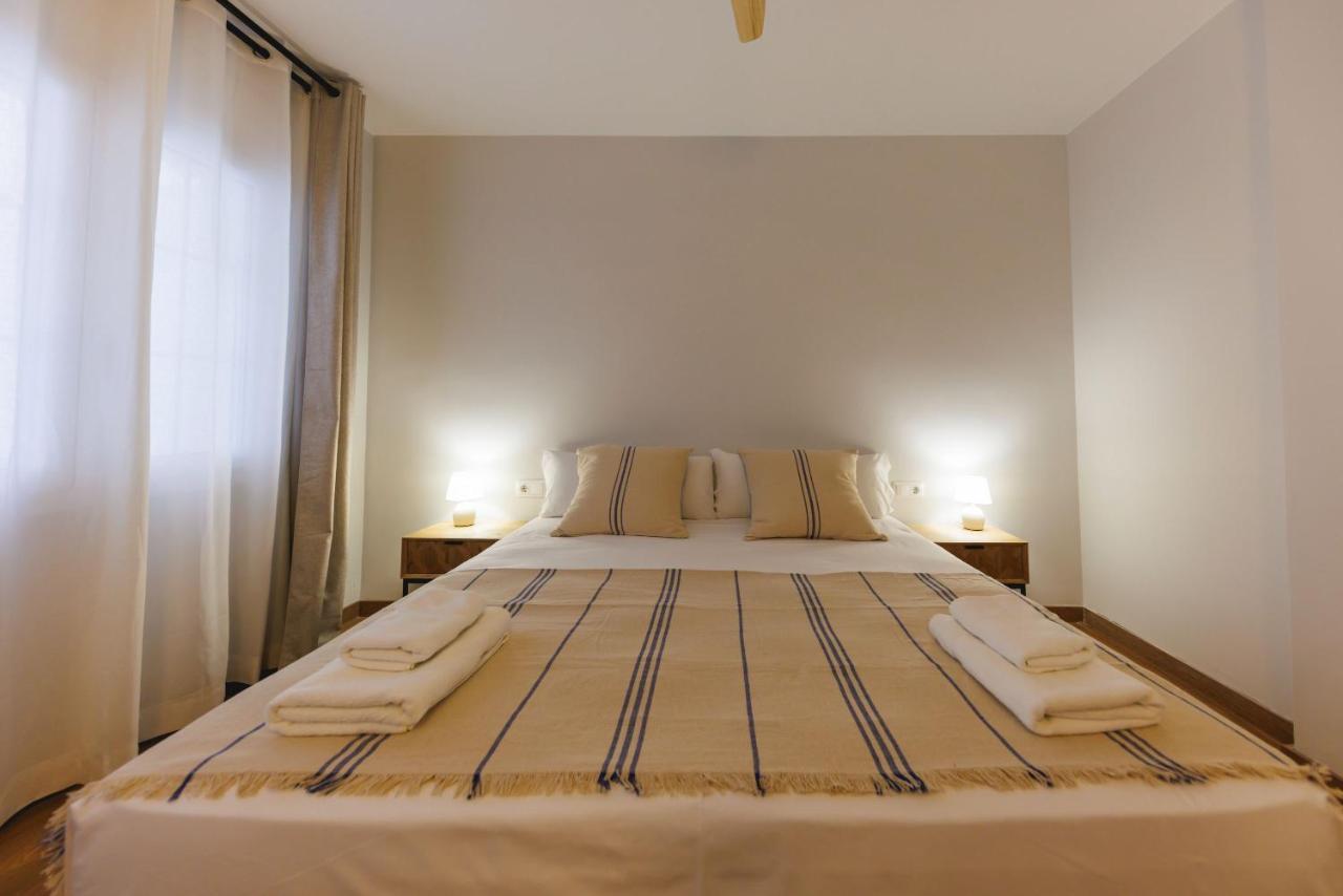 Bravissimo Figuerola, Spacious 3-Bedroom Apartment Жирона Экстерьер фото
