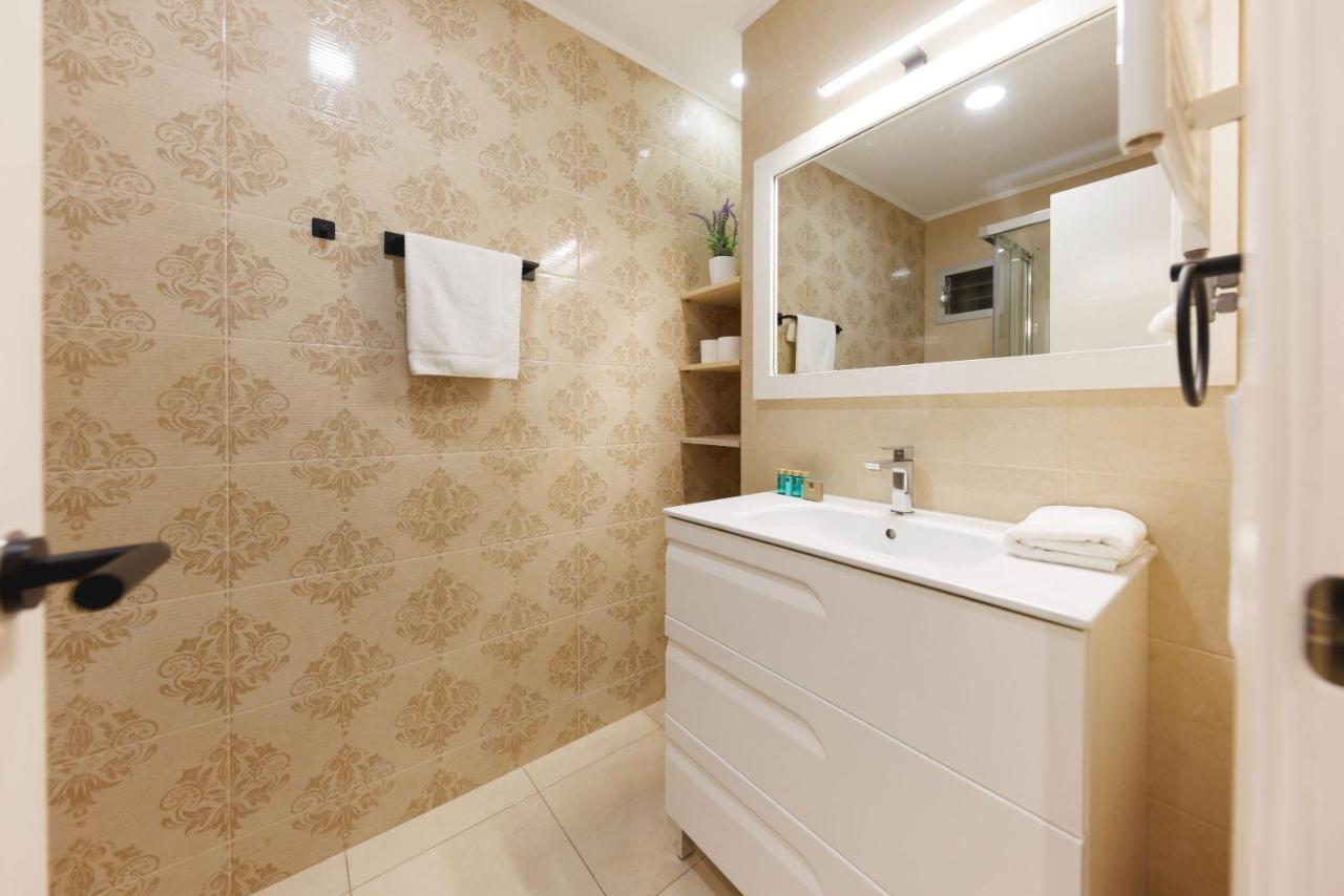 Bravissimo Figuerola, Spacious 3-Bedroom Apartment Жирона Экстерьер фото